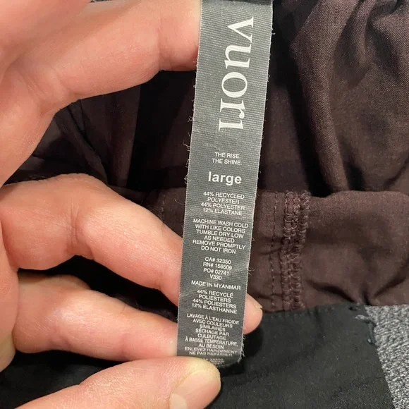 Vuori oxblood shorts - Picture 3 of 4